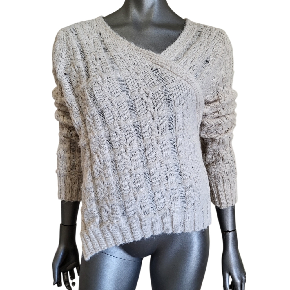 61. NWT Hem & Thread Beige V-Neck Cable Knit Sweater - Size Large